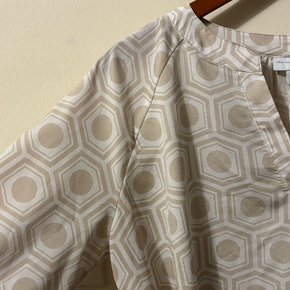 New York & Company Cream Geometric Long Sleeve Blouse - Picture 6 of 15